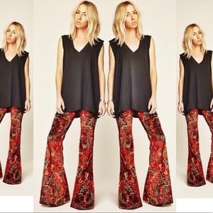 Novella Royale Janis Bells